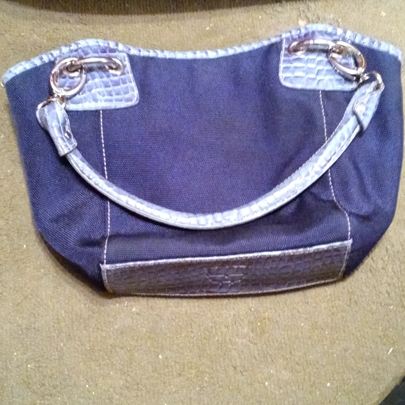 Navy blue purse with snake print - Picture 2 of 14